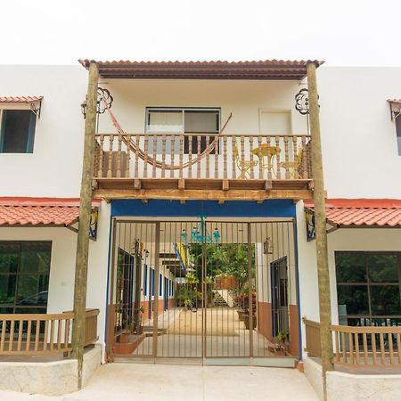 Hacienda Bambu Hotel Bacalar Exterior photo